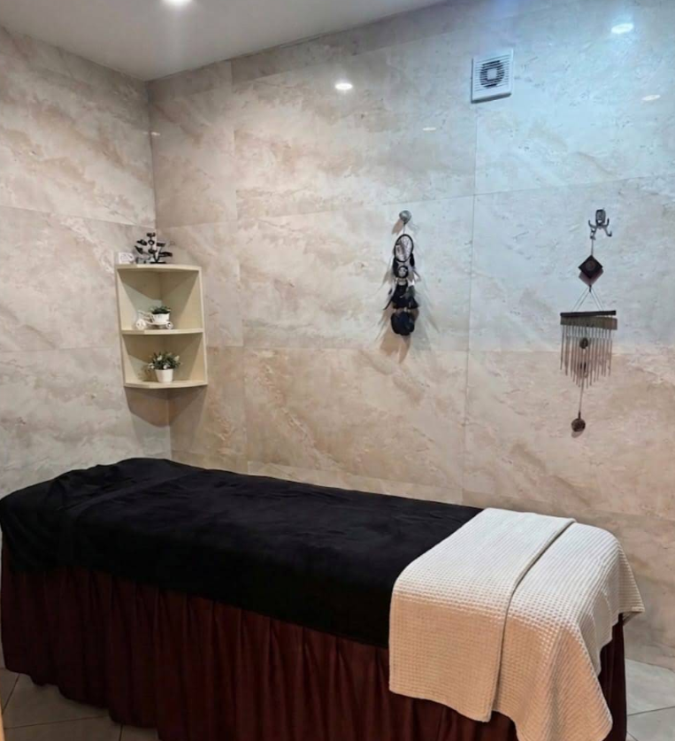 Traditional Massage Suite